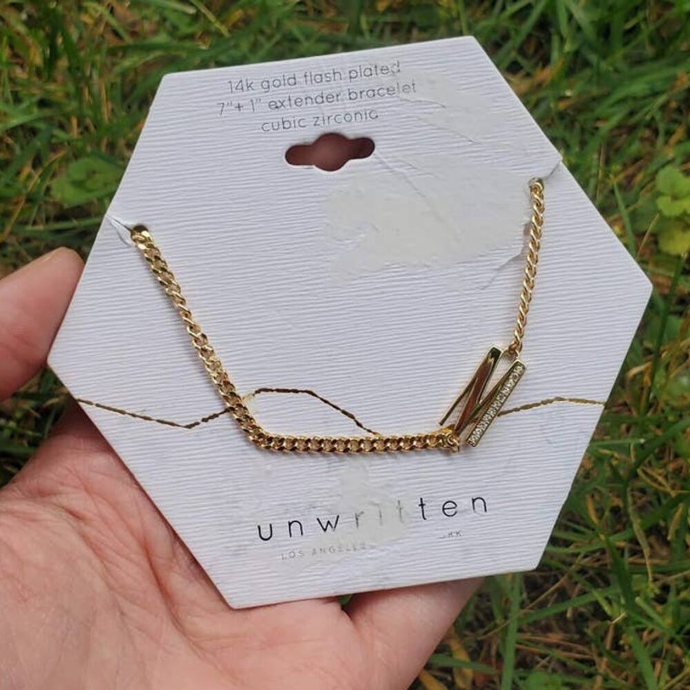 NEW! UNWRITTEN Flash Gold-Plated Cubic Zirconia Initial 'M' Link Bracelet